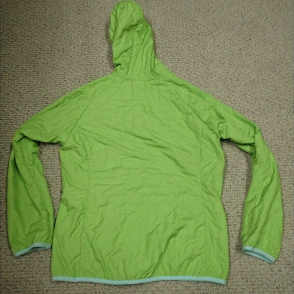 the NORTH FACE HOODED QUILTED FLEECE‎ LINED JACKET in Girl's Size XL 18 Green